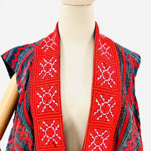 Vintage Hmong Indigo Blue Neon Red Embroidered Cotton Tribal Vest - Picture 2 of 9